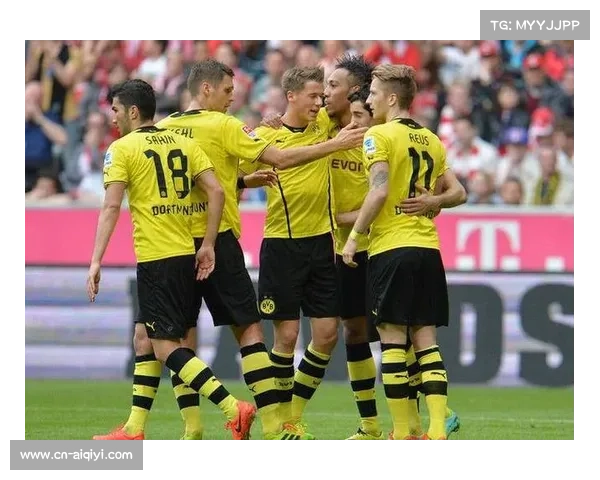 德甲联赛多特蒙德3-2险胜圣保利，阿德耶米传射建功